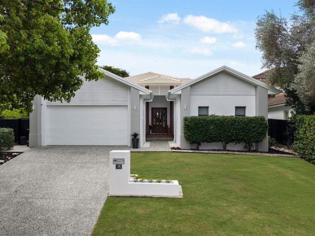 Modern and Spacious Family Home in Carseldine