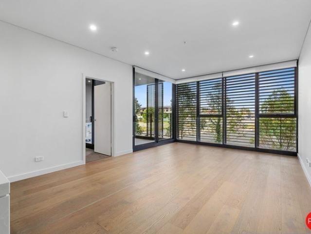 MODERN AND SPACIOUS IN HANDY LOCATION