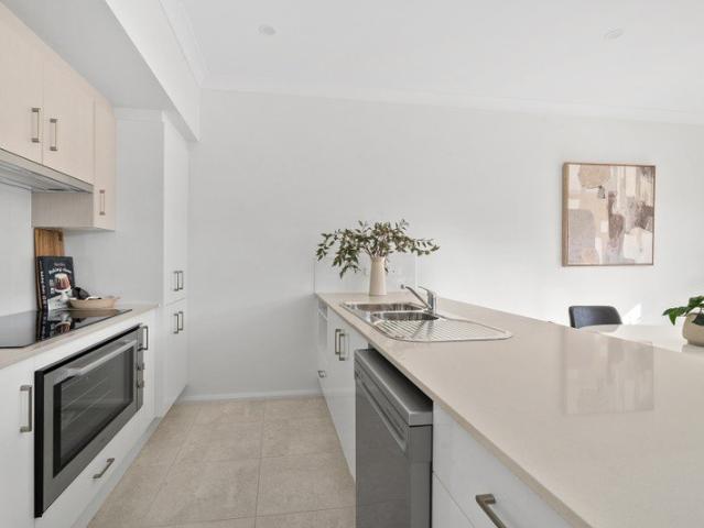 MODERN AND SPACIOUS LIVING IN THE HEART OF ST GEORGES BASIN