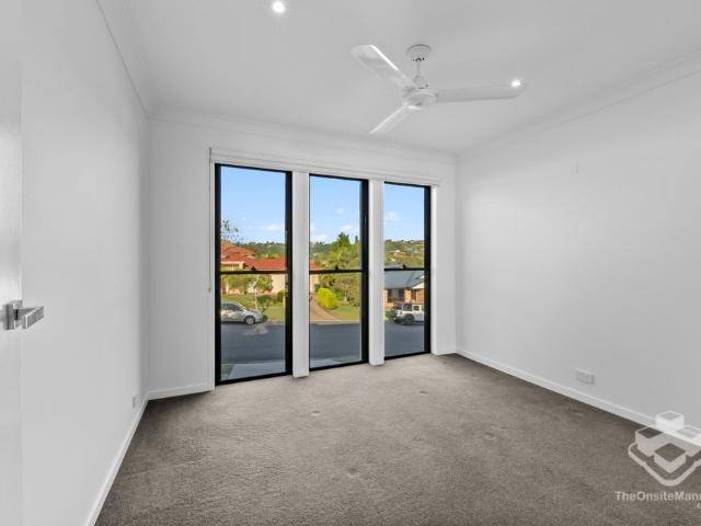 Modern and Spacious Townhouse Living in Prime Pacific Pines Location