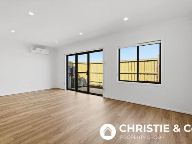 Modern and Spacious 4 Bedroom Home Brand New and Available Now!
