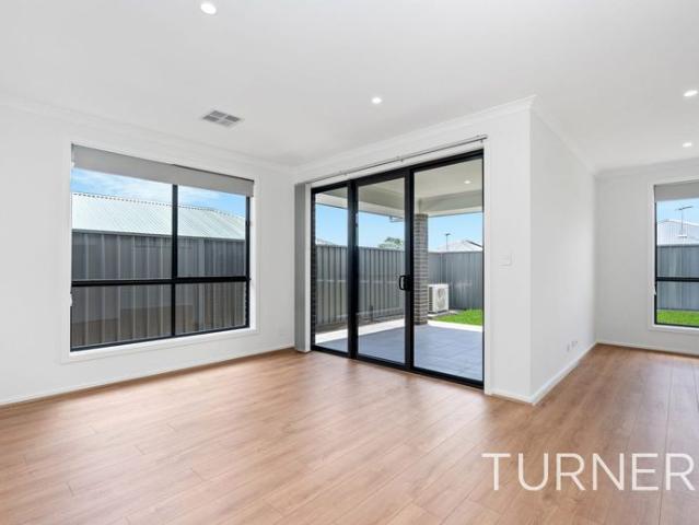 Modern and Versatile Family Home in a Quiet Mount Barker Location