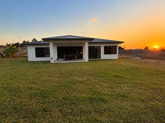 Modern Acreage living