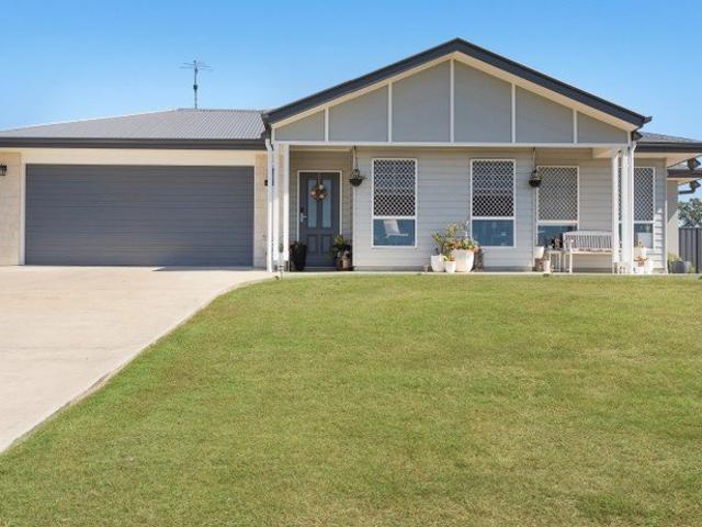 Family Living with Unrivalled Views, Shed Space & Resort Style Outdoor Living