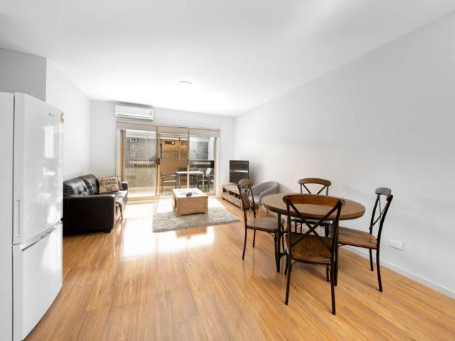 Modern, affordable & ready to go!