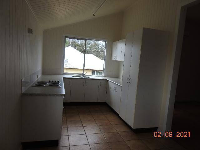 MODERN, AIR CONDITIONED, HIGH SET HOME, CLOSE TO TOWN!