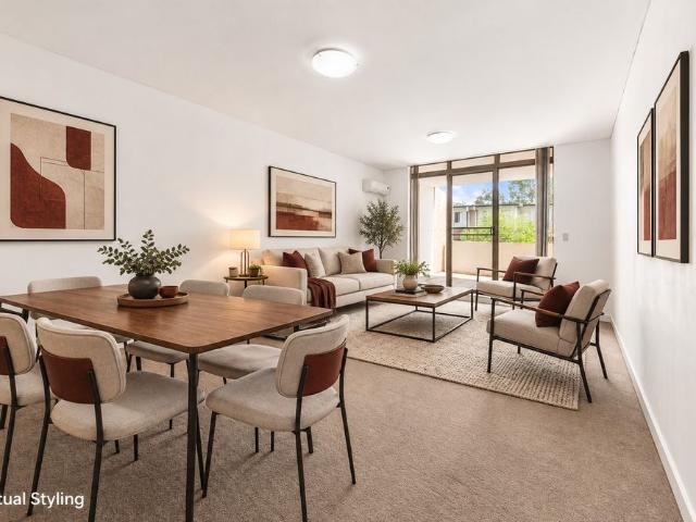 Modern Air Conditioned Two Bedroom Apartment with Ensuite Bathroom and Gas Cook Top!
