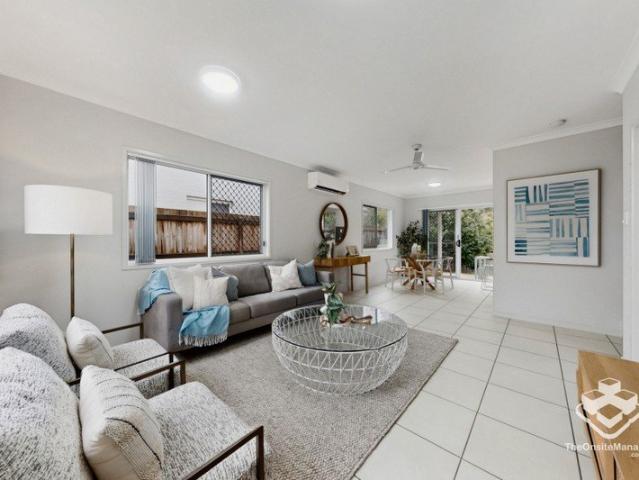 An oppoortunity has arisen to purchase a functional comfortable, light and bright air conditioned two story home in the desirable suburb of Griffin
