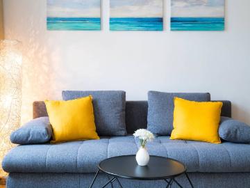 Modern Apartment near the Vienna Stadthalle with huge balcony