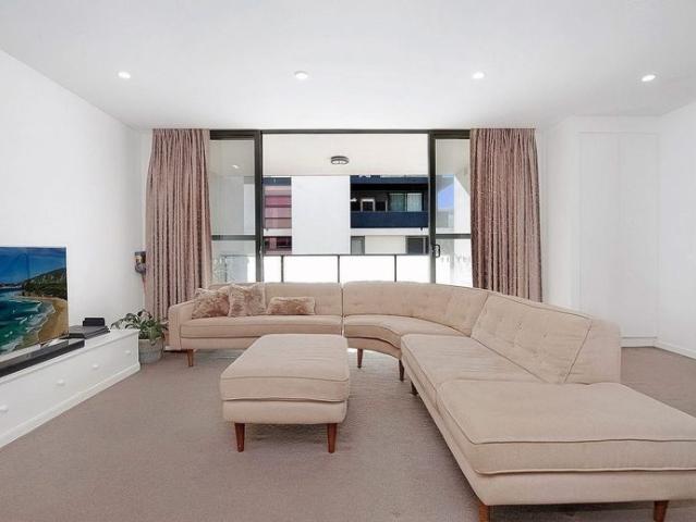 Modern Apartment Offering Comfort, Style and Convenience