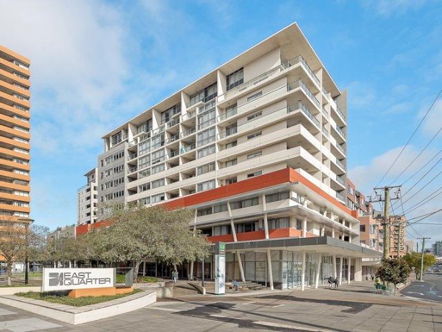 Modern Apartment Offering Comfort & Style In The Heart Of Hurstville