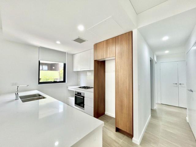 Modern Apartment Offering Space, Style & Convenience