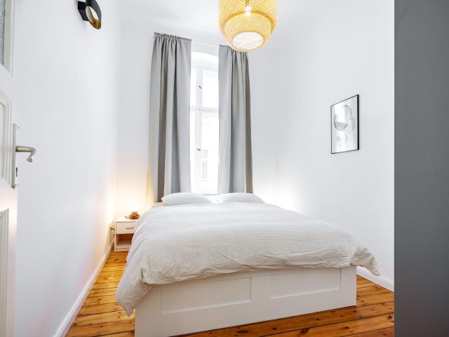 MODERN APARTMENT CLOSE TO BOXHAGENER PLATZ