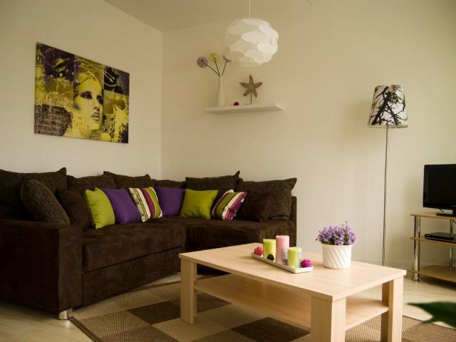 Modern apartment close to city center, Berlin Amsterdam Apartments for Rent