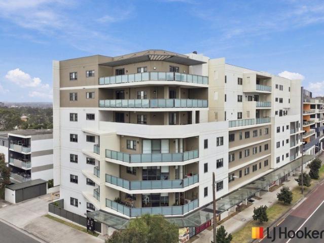 Modern Apartment Close to Everything