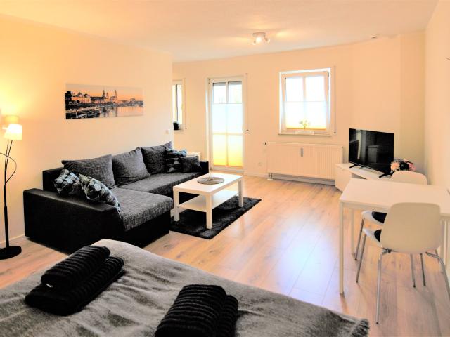Modern apartment conveniently located