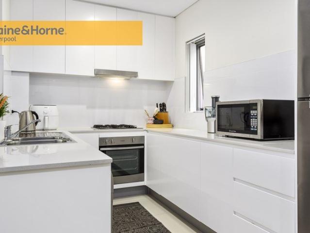 MODERN APARTMENT FANTASTIC LOCATION!