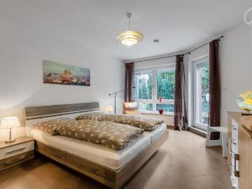 Modern Apartment in nice location, Dusseldorf Amsterdam Apartments for Rent