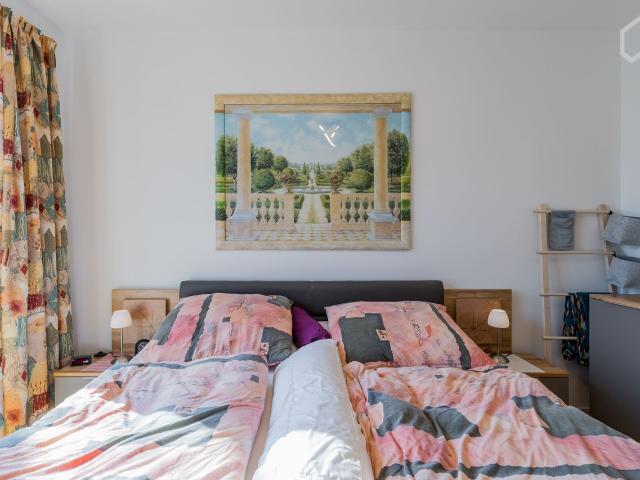 Modern apartment in a convenient location, Berlin Amsterdam Apartments for Rent