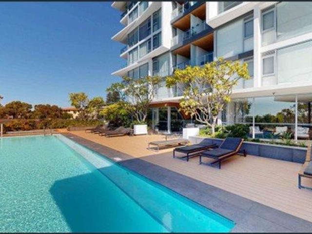 Modern Apartment in a Convenient Riverside Location!