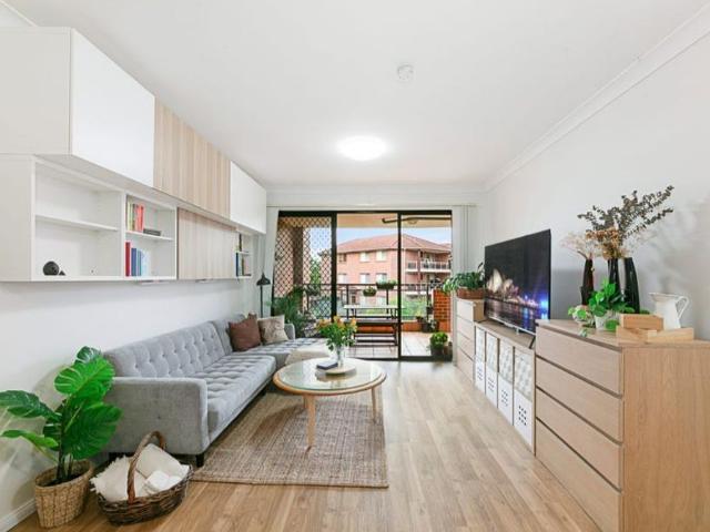 MODERN APARTMENT IN A QUIET LOCATION