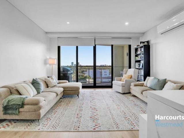 Modern Apartment in an Ultra Convenient Location