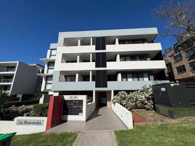 Modern Apartment in Asquith