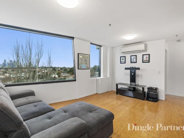 Modern Apartment in Bohemian Brunswick!