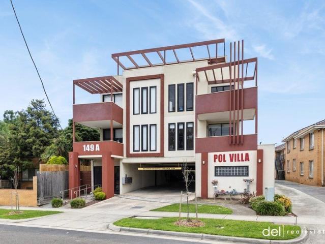 Modern Apartment in Central Location!