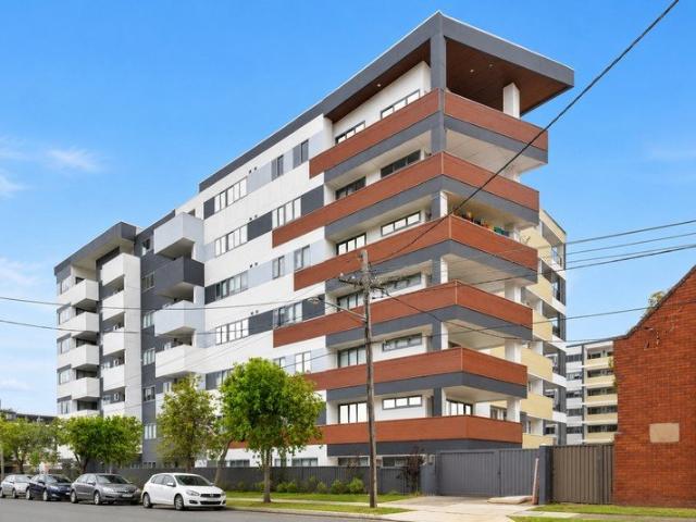 Modern Apartment in Convenient Bankstown Location