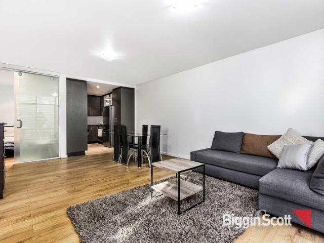 MODERN APARTMENT IN CONVENIENT LOCATION