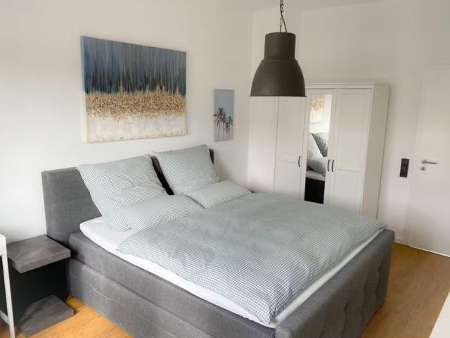 Modern apartment in Eschersheimer Landstraße, Frankfurt Amsterdam Apartments for Rent