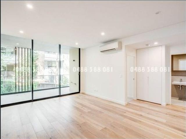 MODERN APARTMENT IN GREAT LOCATION CLOSE TO SHOPS