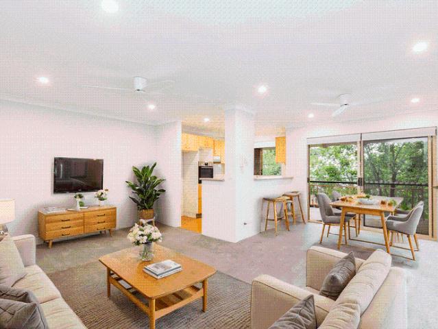 Modern apartment in popular location