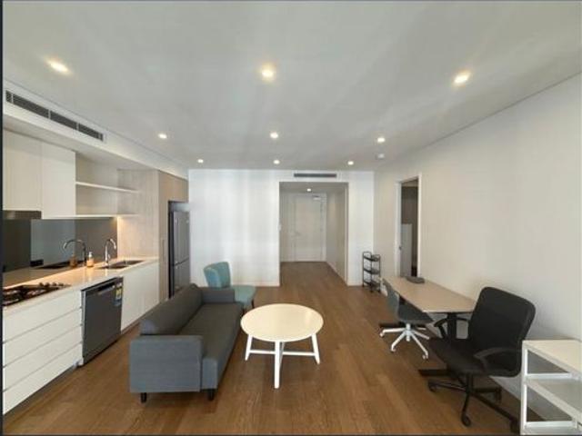 Modern Apartment in Prime Mascot Location – Fully Furnished