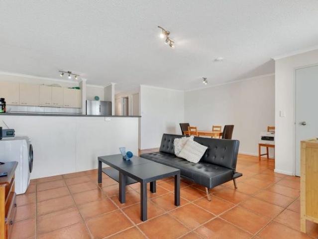 Modern Apartment in Prime Albion Location – 25 Whytecliffe Street, Albion QLD 4010