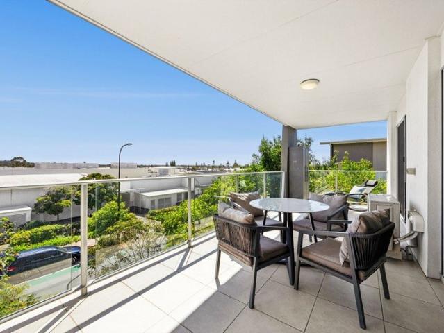 Modern Apartment in Prime Brightwater Location Perfect for Lifestyle & Convenience