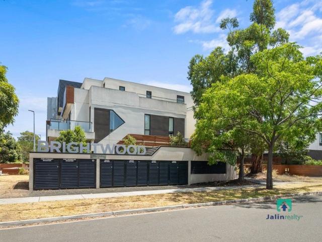 IMMEDIATE MOVE IN Close to Monash University
