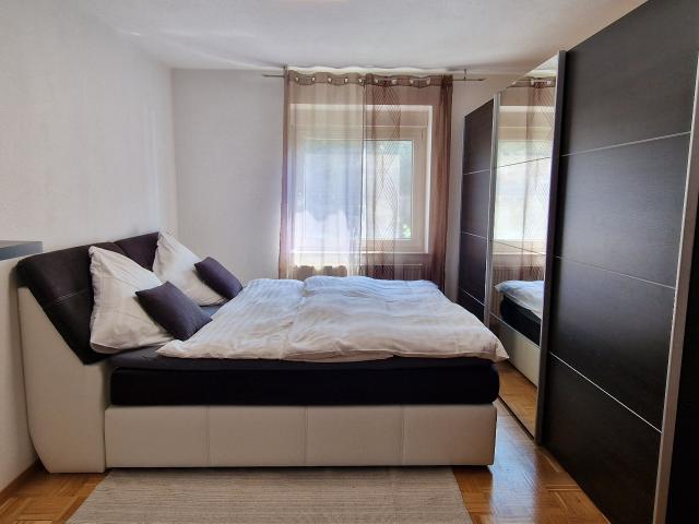 Modern Apartment in quiet central area near Underground Station and Supermarket