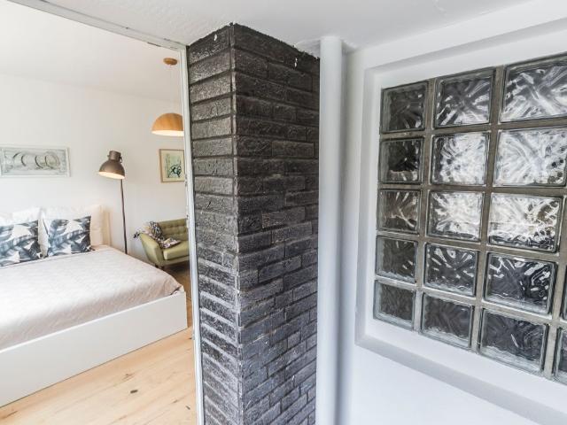 MODERN APARTMENT IN SCENE DISTRICT*, Dusseldorf Amsterdam Apartments for Rent