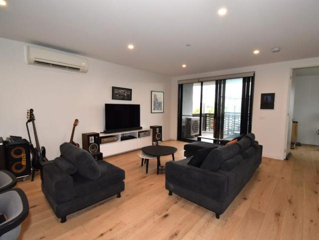 Modern Apartment in the Heart of Bentleigh