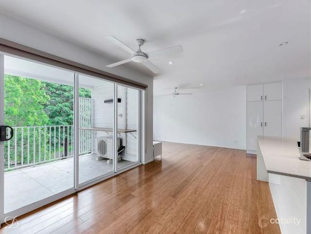 Modern Apartment in the Heart of Enoggera