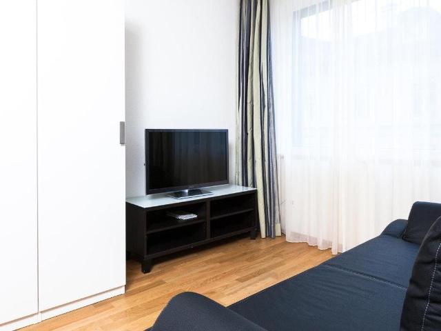 Modern Apartment in Zurich City Center – Near Main Station & Langstrasse, Zurich Amsterdam Apartments for Rent