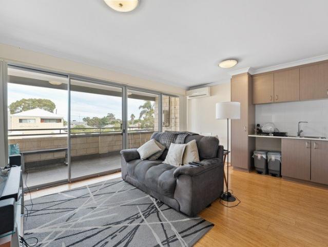 MODERN APARTMENT LIFESTYLE