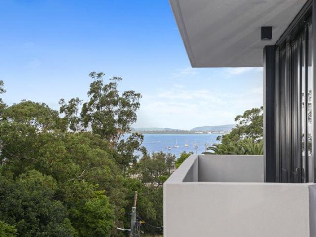Modern Apartment Living with Water Views in the Heart of Gosford