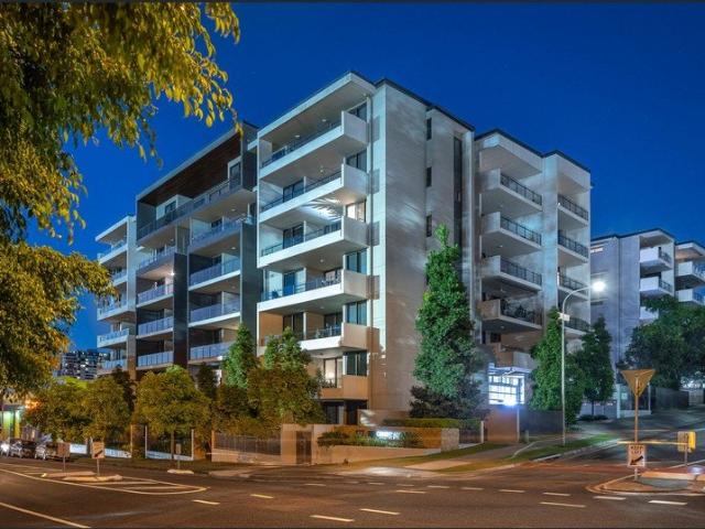 Modern Apartment Living in the Heart of Albion