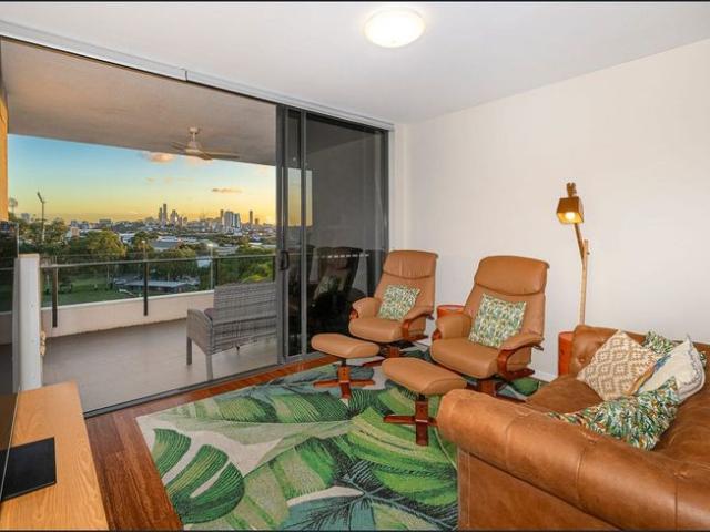 Modern Apartment Living in the Heart of Albion
