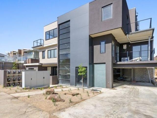 Modern Apartment Living in the Heart of Boronia