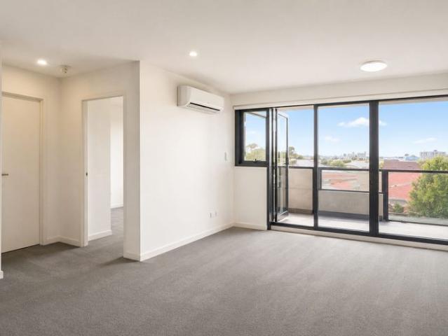 Modern Apartment Living in the Heart of Footscray