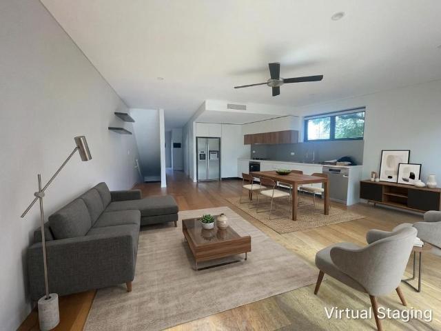Modern Apartment Living in Vibrant Tempe